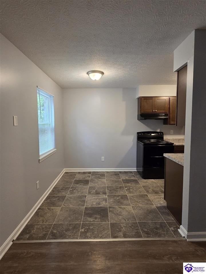 1590 Illinois Rd #6 - Photo 5 of 19