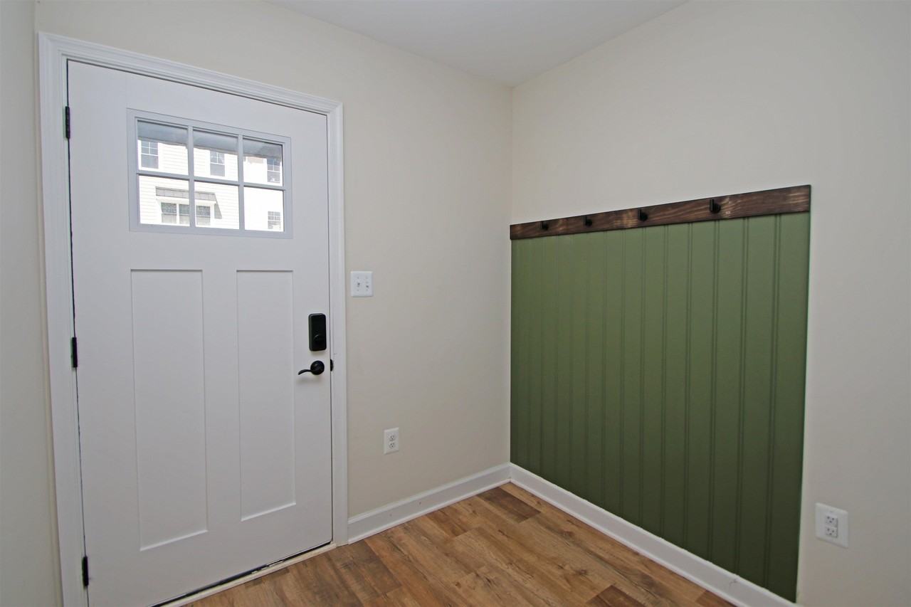 1412 Palomino Trl - Photo 3 of 31