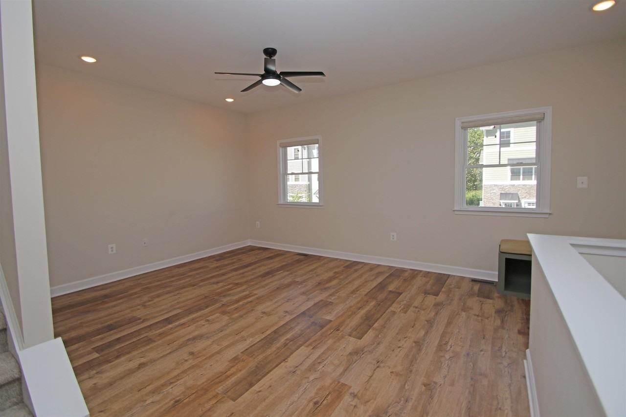 1412 Palomino Trl - Photo 4 of 31