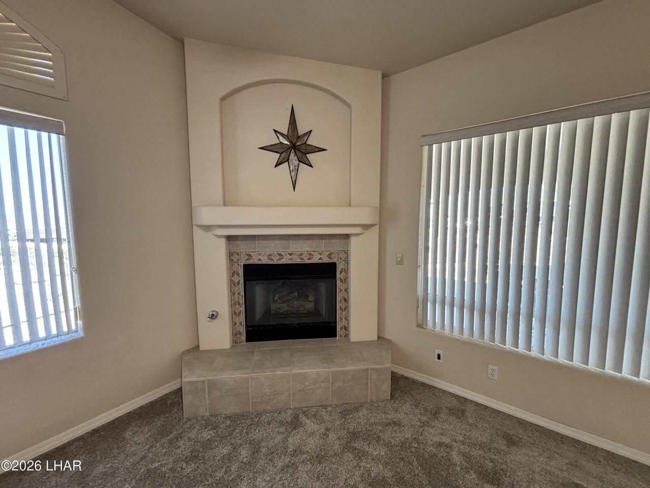 170 Seneca Ln - Photo 5 of 46