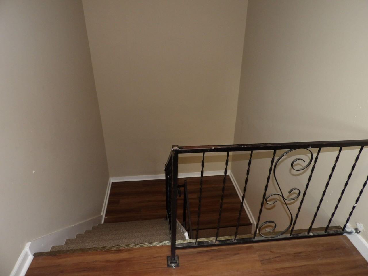 433 Harrodswood Rd #4 - Photo 5 of 46