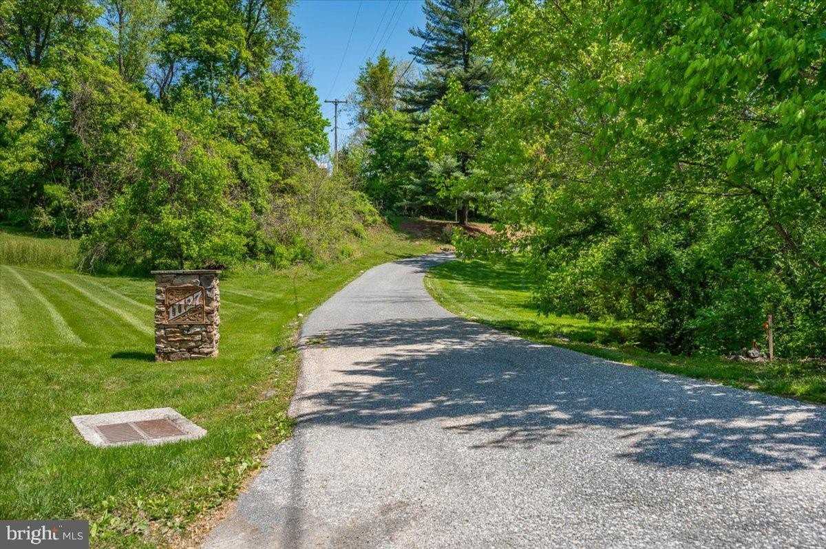 11127 Dublin Rd - Photo 2 of 50