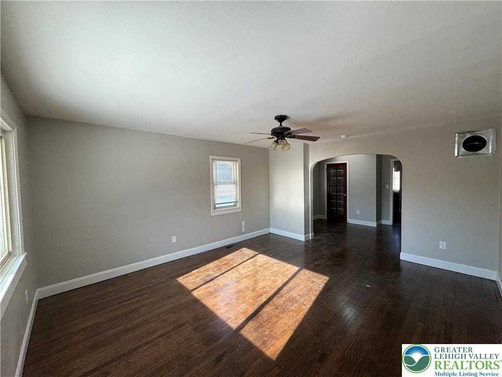 3547 Carter Rd - Photo 3 of 15