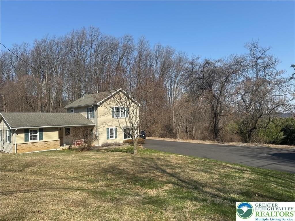3676 Lower Saucon Rd - Photo 2 of 20