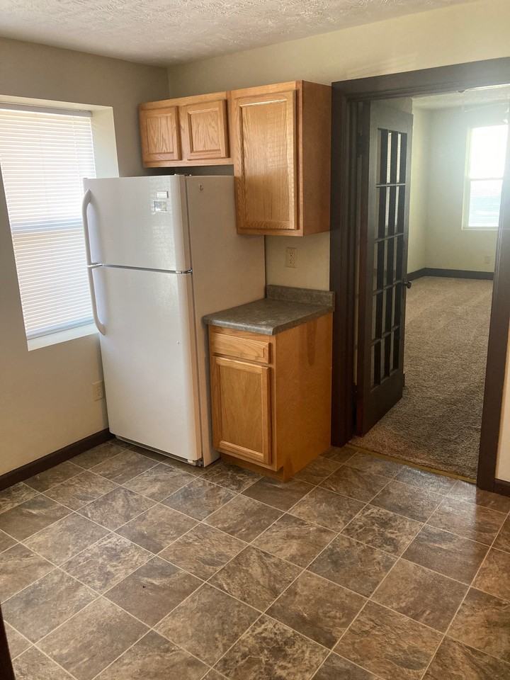 414 E Canedy Street - Photo 3 of 8