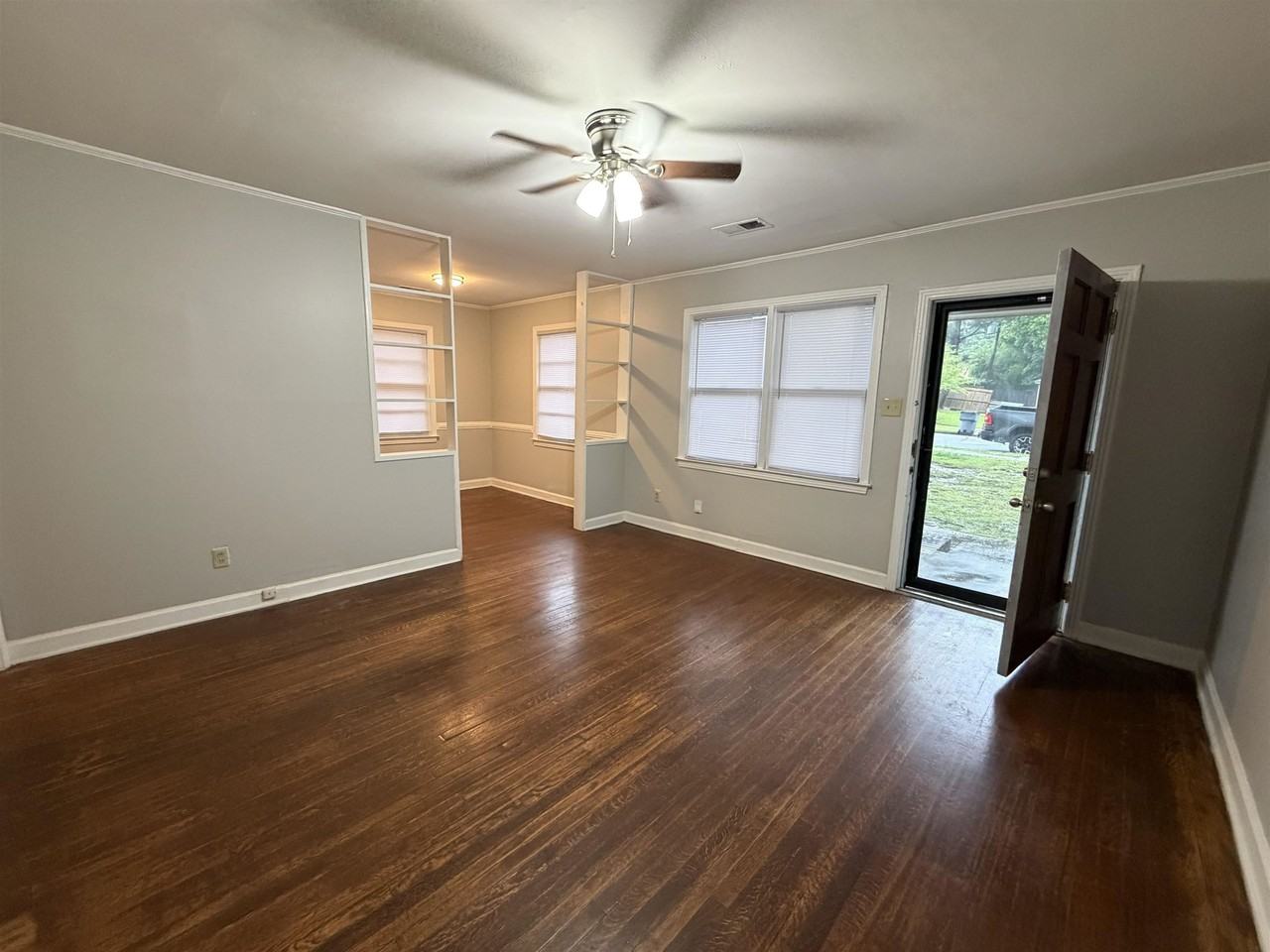 3940 Allison Ave - Photo 2 of 8