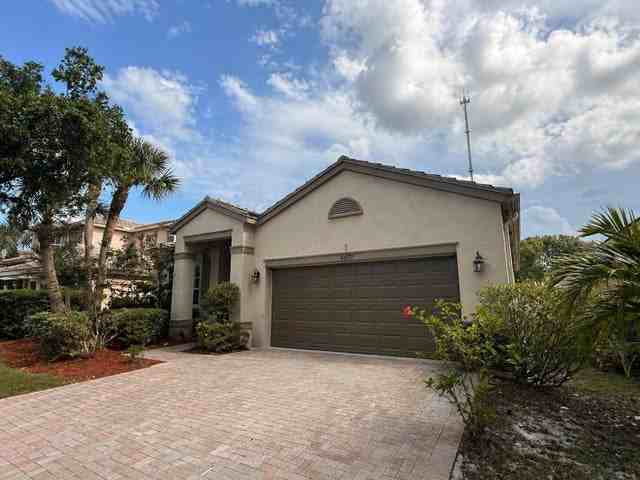 10372 Old Winston Court - Photo 3 of 8