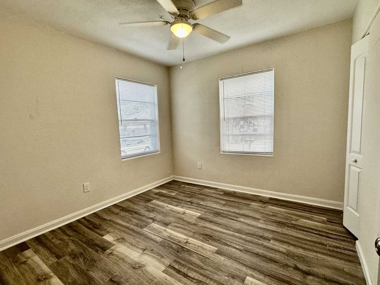 93 Lewis Street - Photo 6 of 9