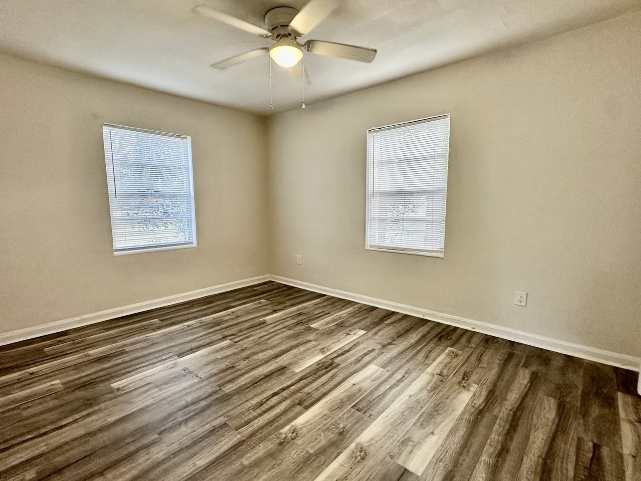 93 Lewis Street - Photo 7 of 9