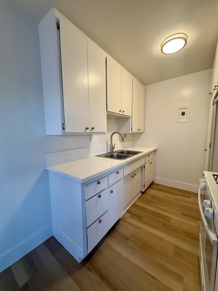 3330 Chapman Street - Photo 2 of 10