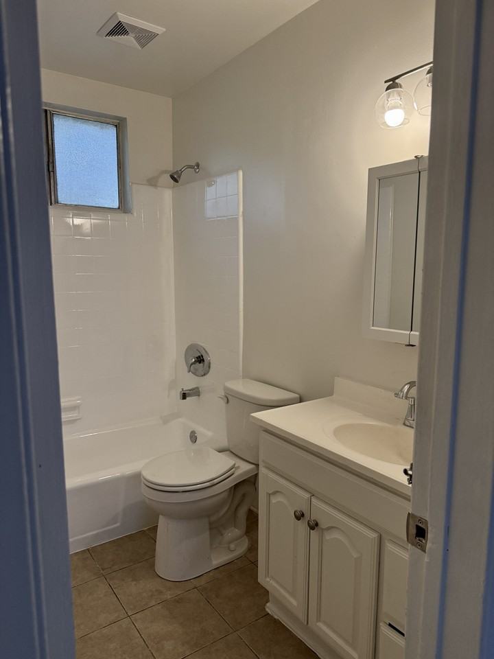 3330 Chapman Street - Photo 7 of 10