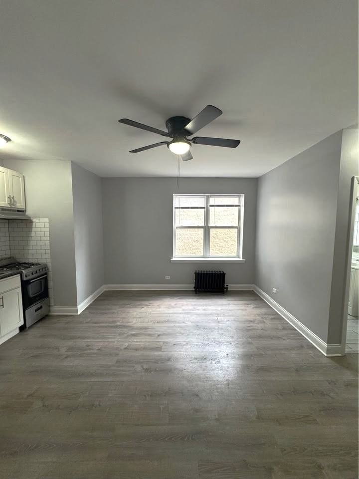 4756 N Maplewood Ave #108 - Photo 4 of 7