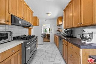 1340 Grant St - Photo 7 of 8