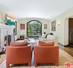 2317 Pearl St - Photo 3 of 5