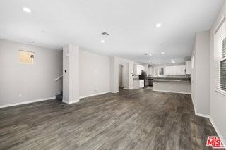 757 Daniel Freeman Cir - Photo 2 of 8