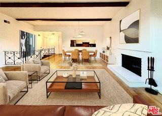 8743 Hollywood Hills Rd - Photo 3 of 8