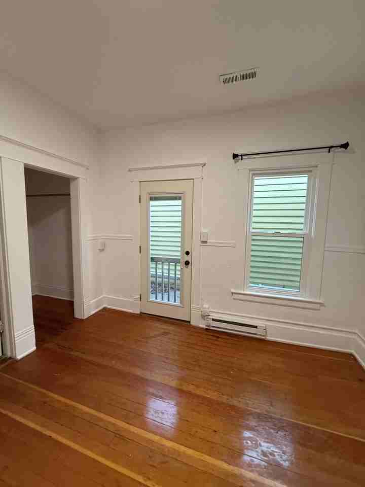 308 E Callender St #1 - Photo 6 of 17