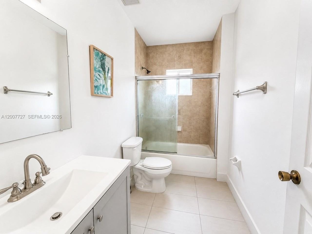 841 Sw 6th St - Photo 4 of 10