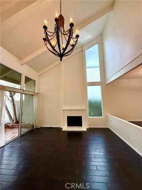 11738 Moorpark St #A - Photo 6 of 7