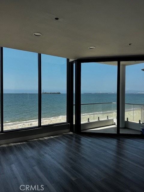 6117 E Seaside Walk - Photo 2 of 8