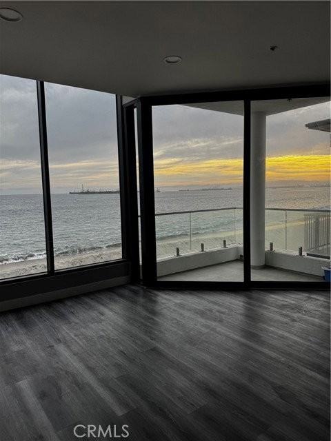 6117 E Seaside Walk - Photo 4 of 8