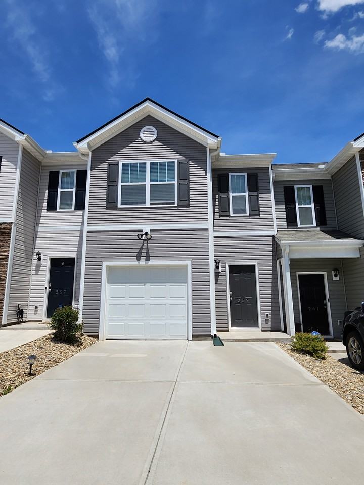 259 Sunriff Ct #259 - Photo 2 of 25