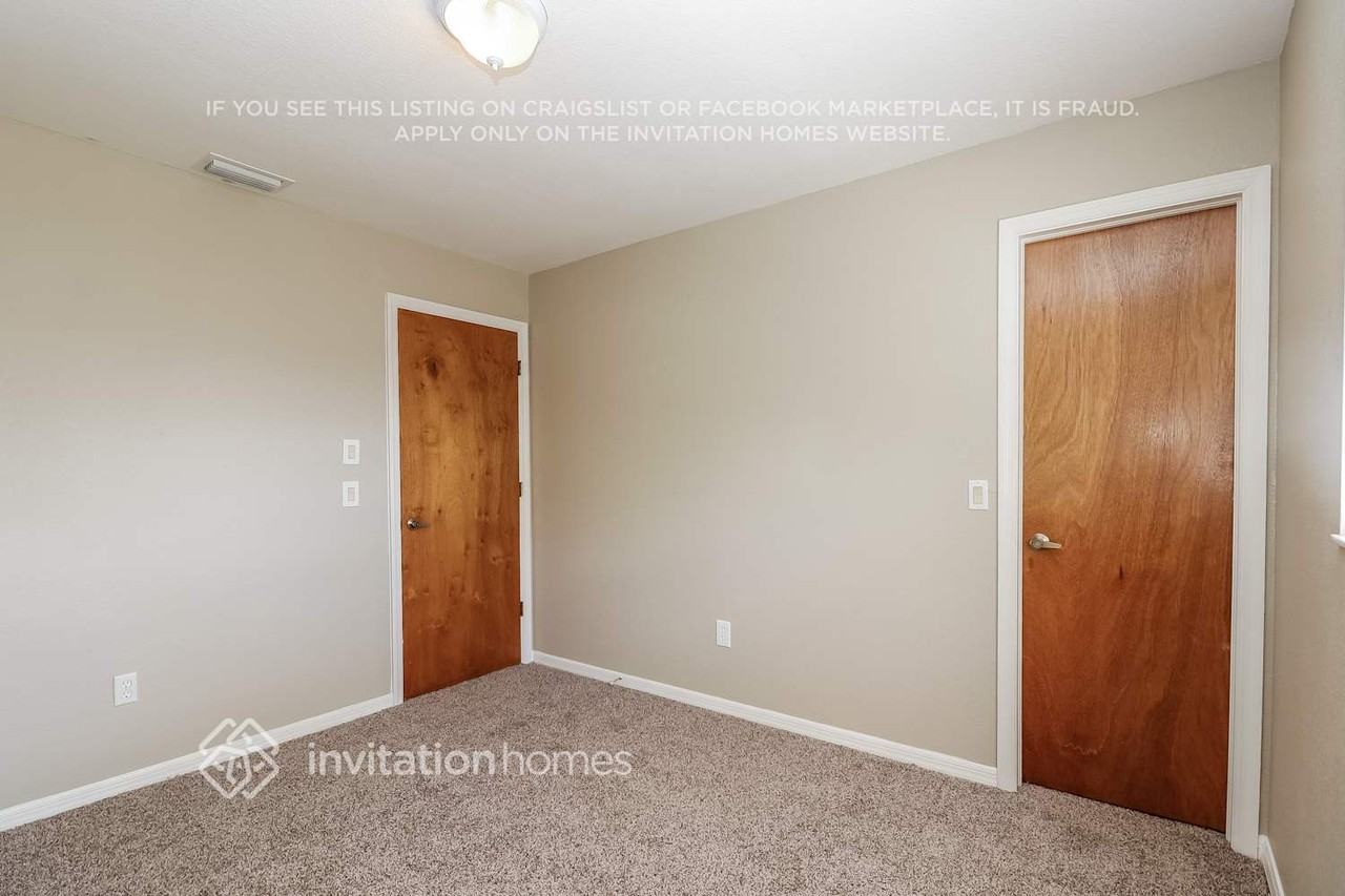 469 Dorchester St - Photo 5 of 12