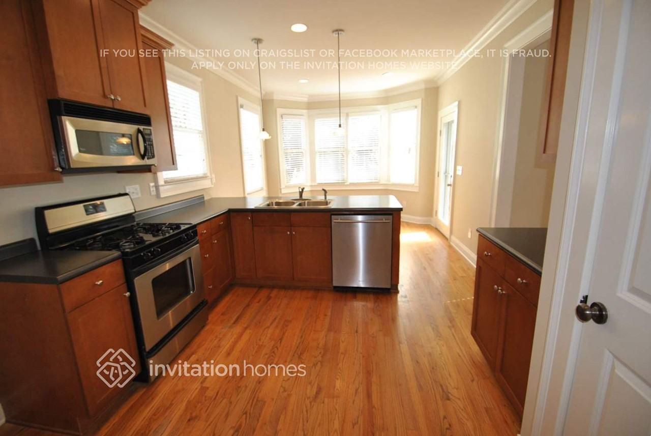 1560 Carter Rd - Photo 3 of 12