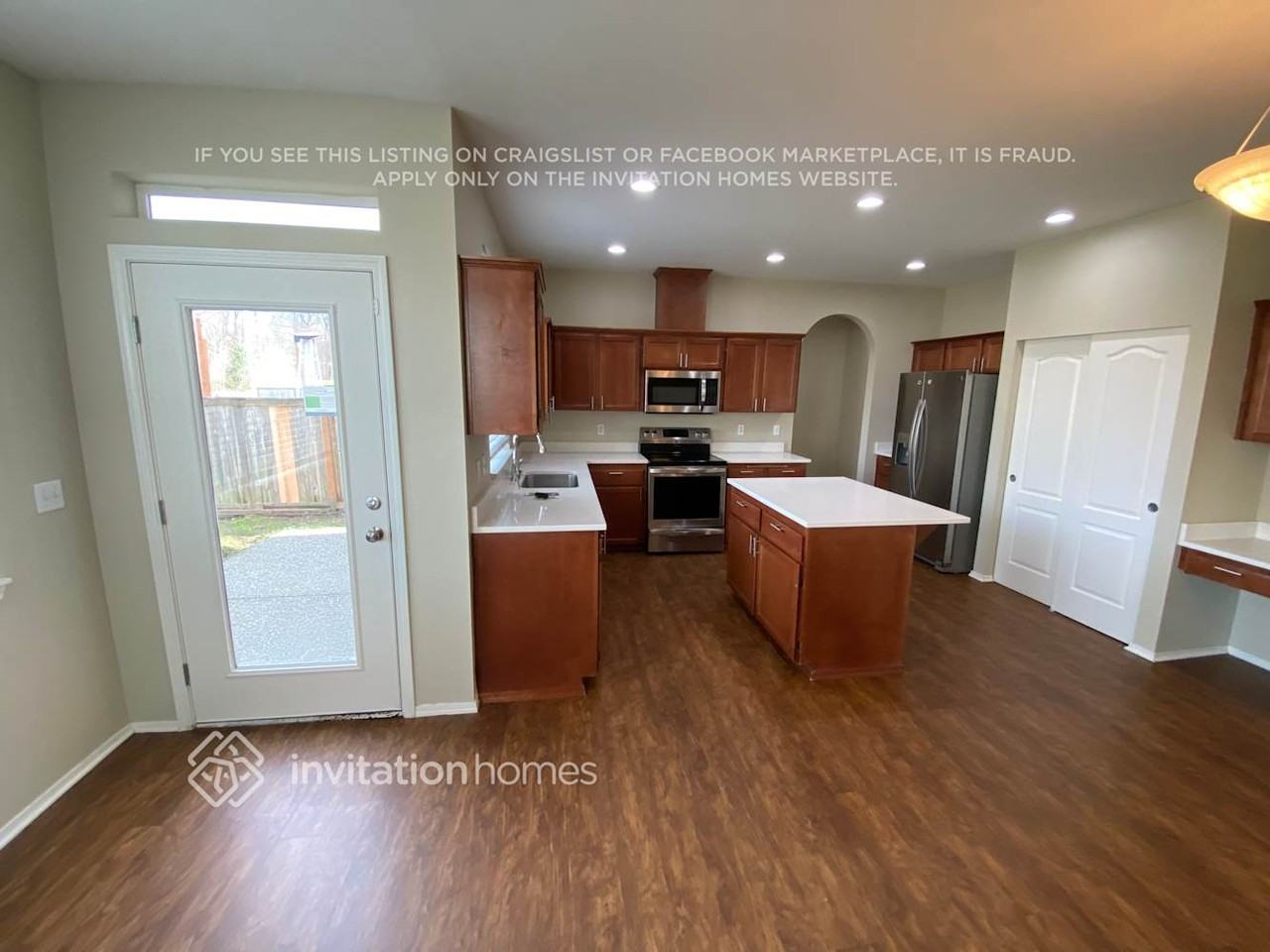 209 Phoenix Ave Sw - Photo 6 of 18