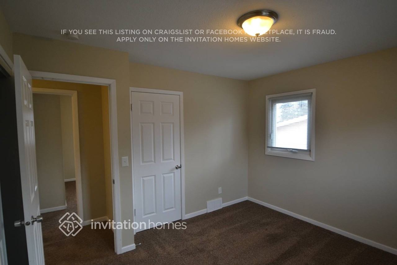 8008 Colorado Ave N - Photo 4 of 11