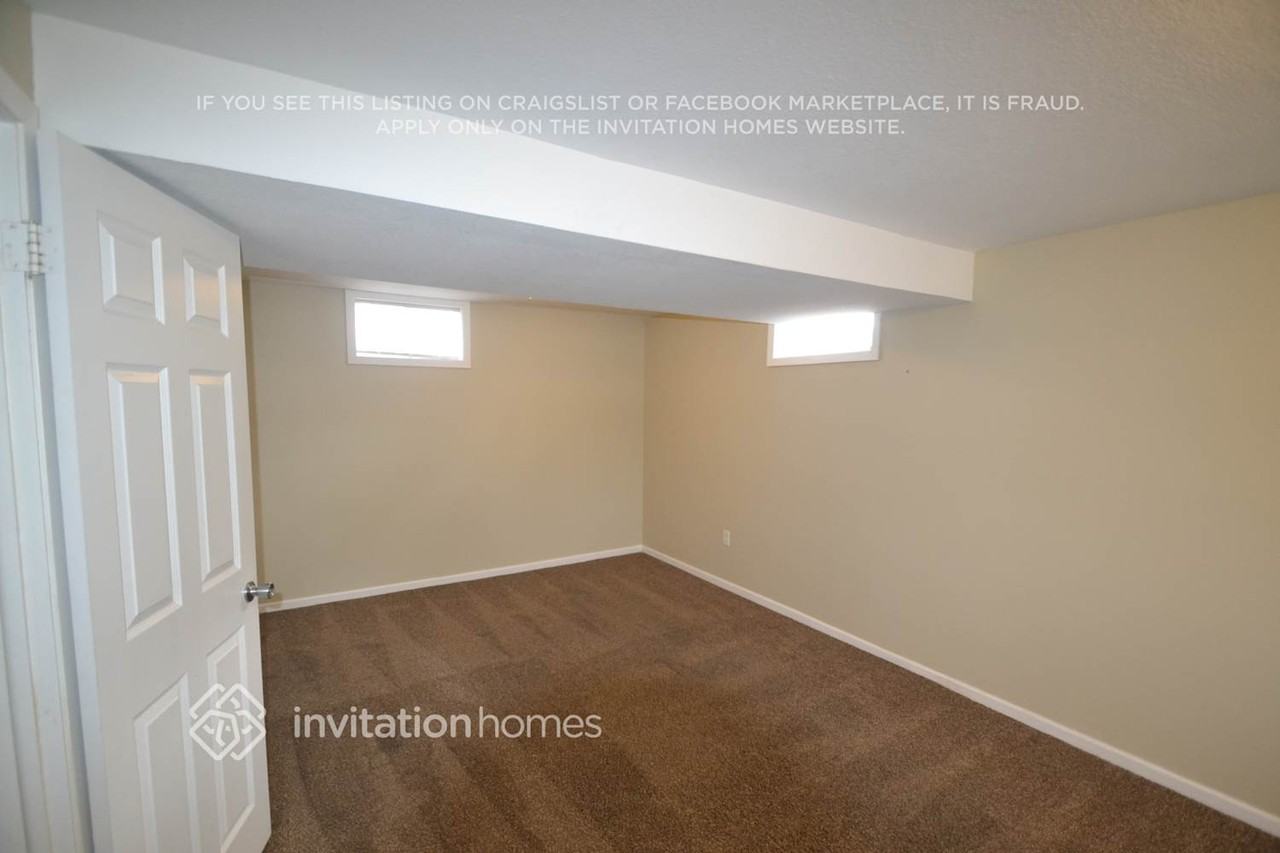 8008 Colorado Ave N - Photo 6 of 11