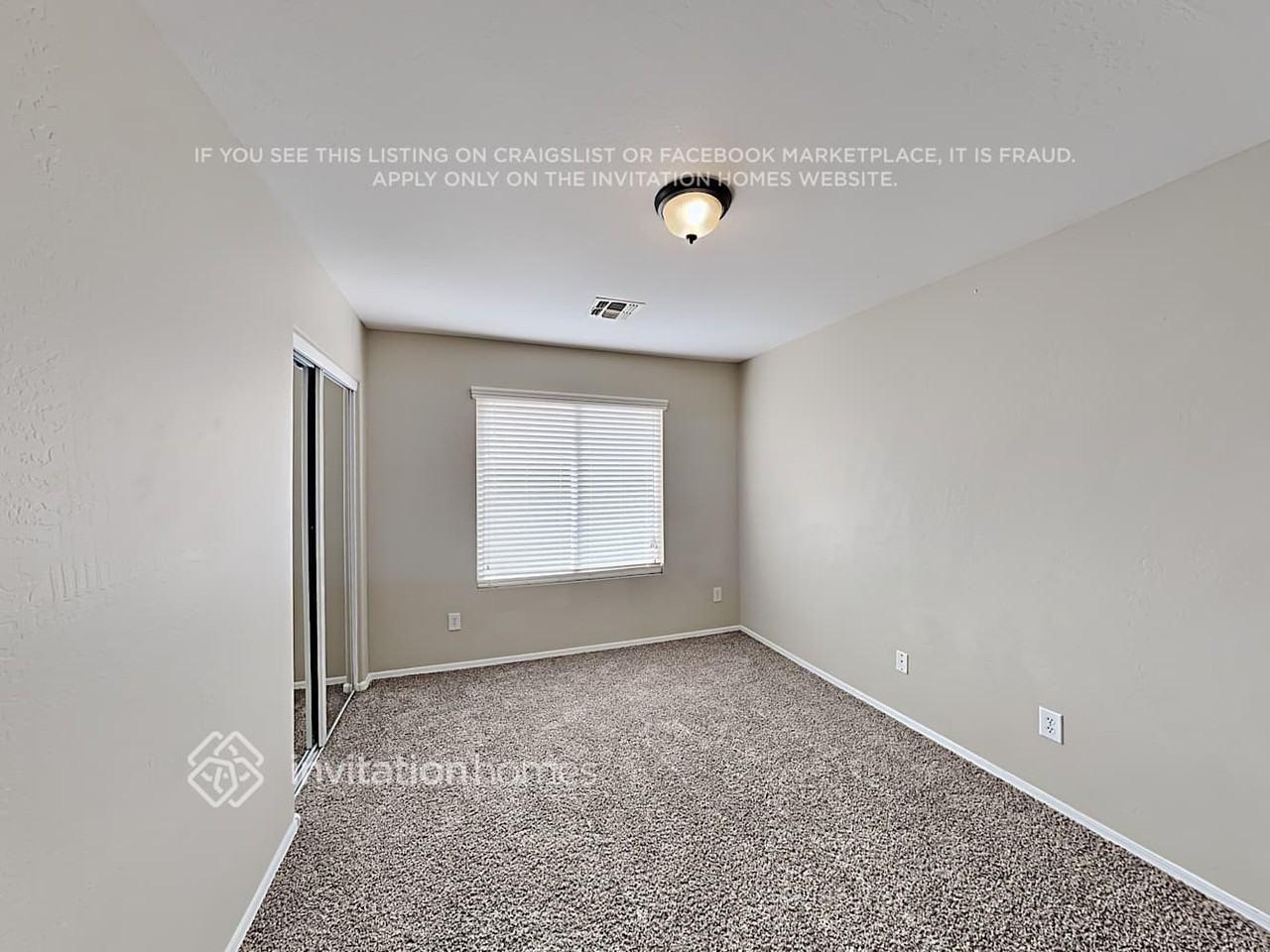 9042 W Toronto Way - Photo 4 of 11