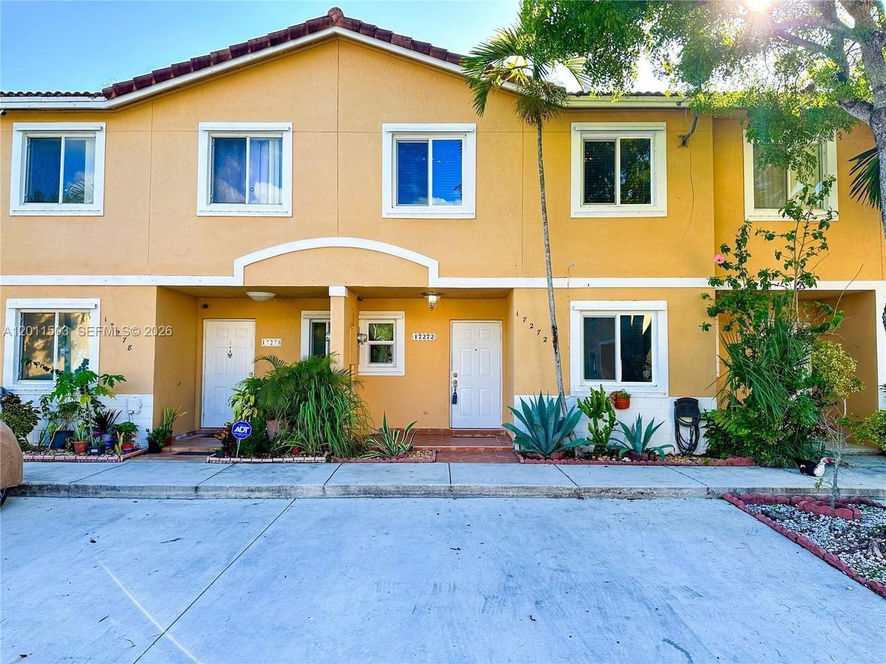 17272 Sw 139th Ct - Photo 4 of 35