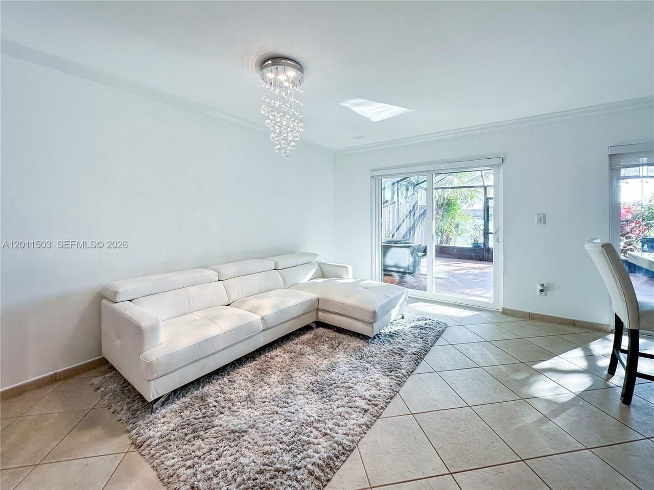 17272 Sw 139th Ct - Photo 6 of 35