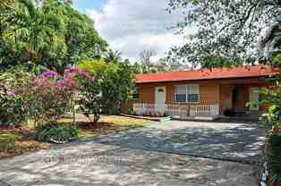 1380 Sw 26th Ter - Photo 1 of 1