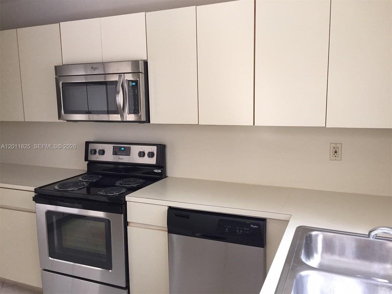 12060 Sw 19th Ln #204 - Photo 4 of 22