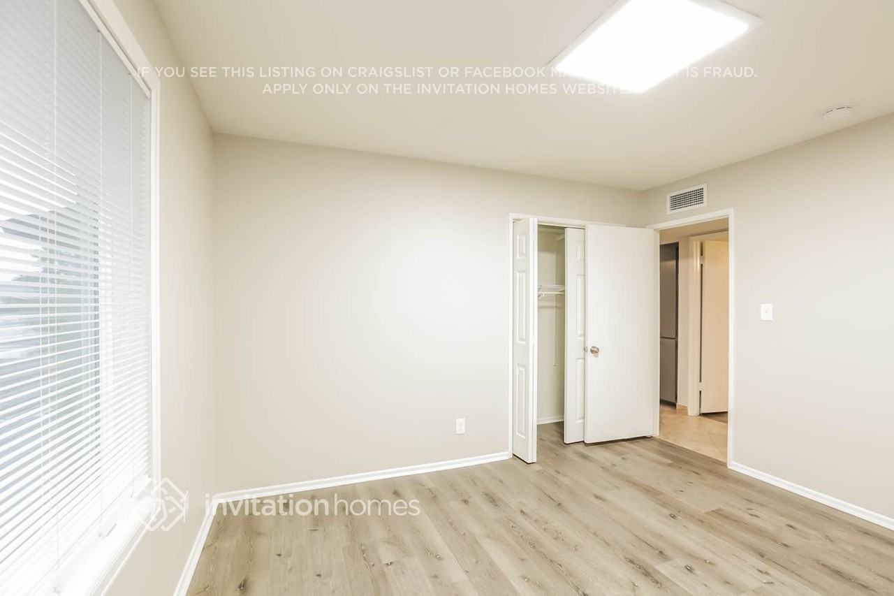 486 W Gail Dr - Photo 7 of 16