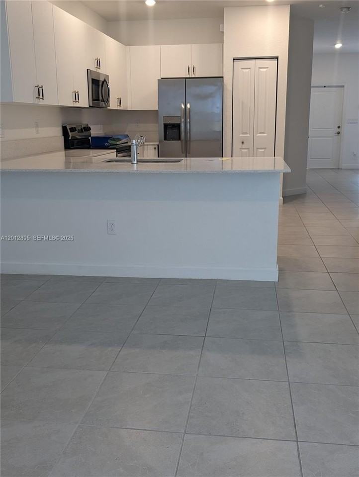235 Sw 159th Ter #235 - Photo 5 of 23