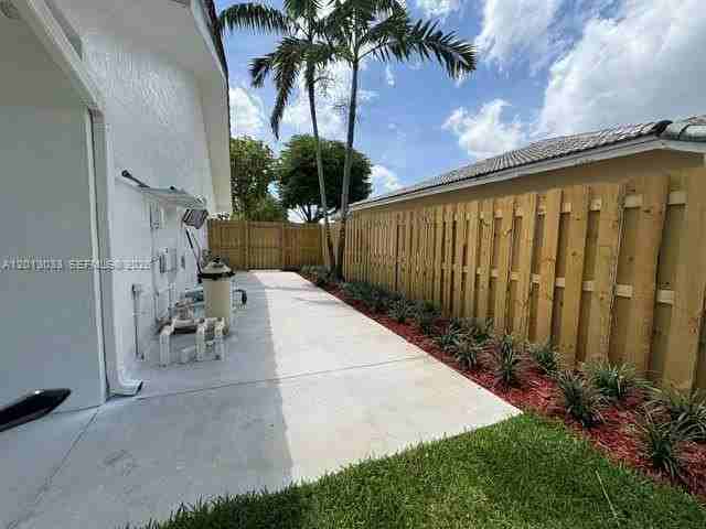 14161 Sw 153rd Ave #0 - Photo 4 of 14