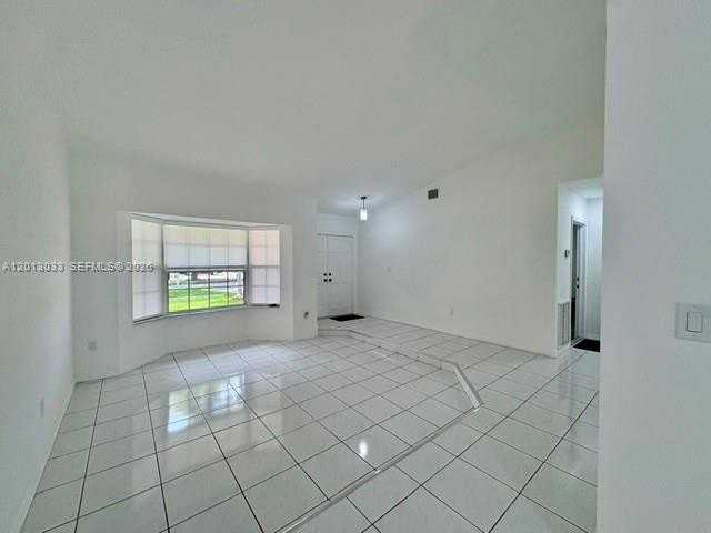 14161 Sw 153rd Ave #0 - Photo 5 of 14
