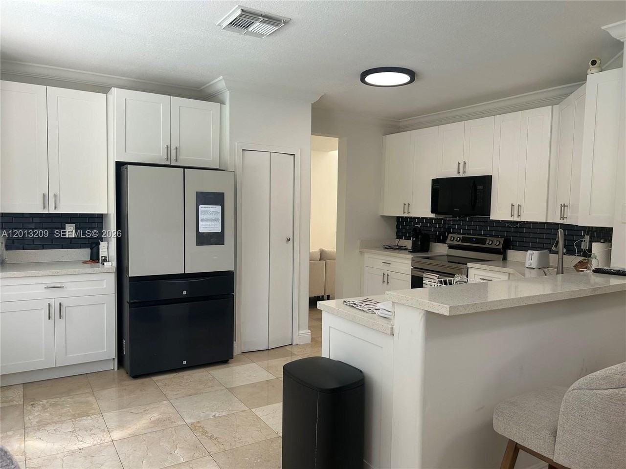 11350 Nw 48th Ter - Photo 7 of 24