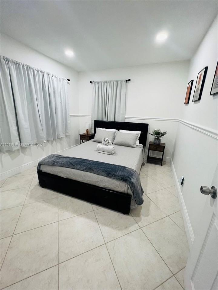 280 Nw 55th St #282 - Photo 7 of 19