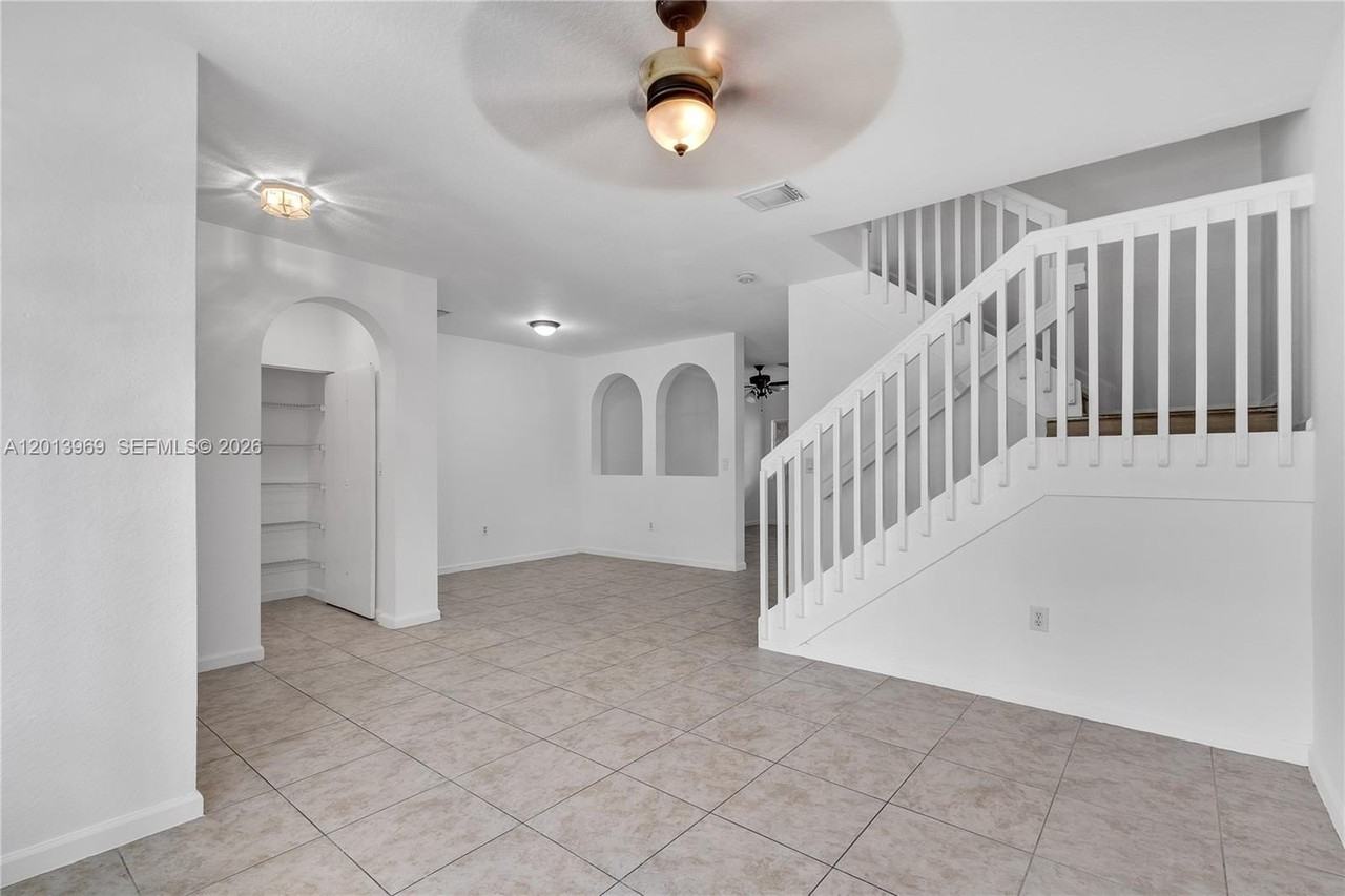 14044 Sw 273rd Ln #14044 - Photo 6 of 44