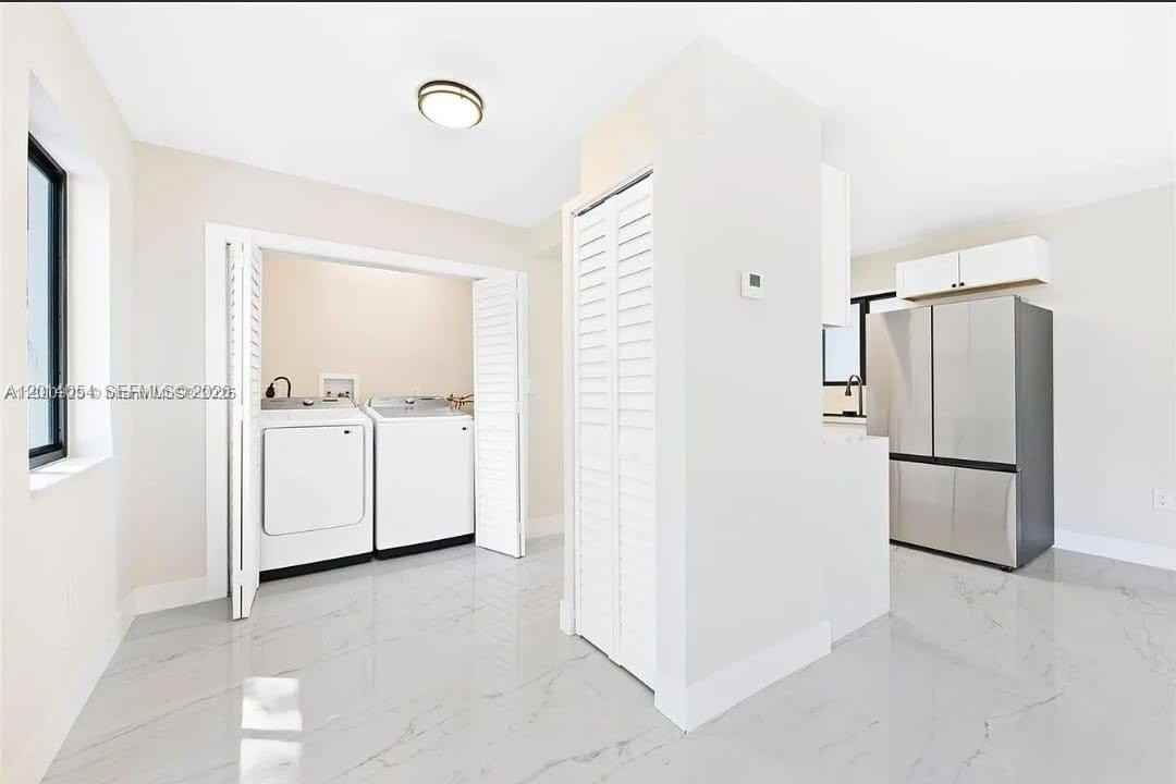 721 Sw 5th Ct - Photo 4 of 11