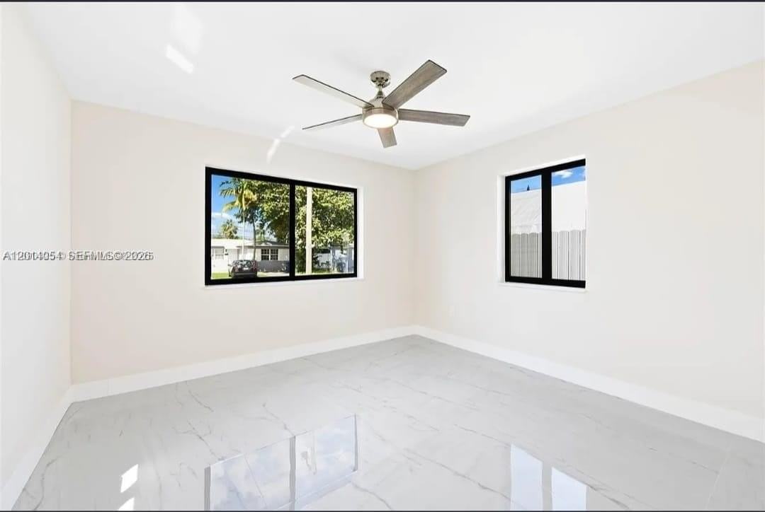 721 Sw 5th Ct - Photo 7 of 11