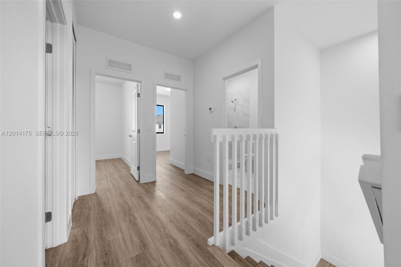19102 Sw 345th Ter #19102 - Photo 5 of 24