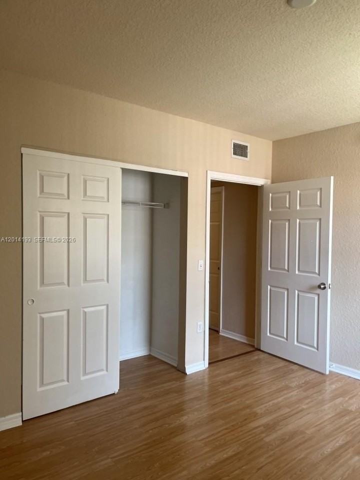 1507 Belmont Ln #1507 - Photo 3 of 9