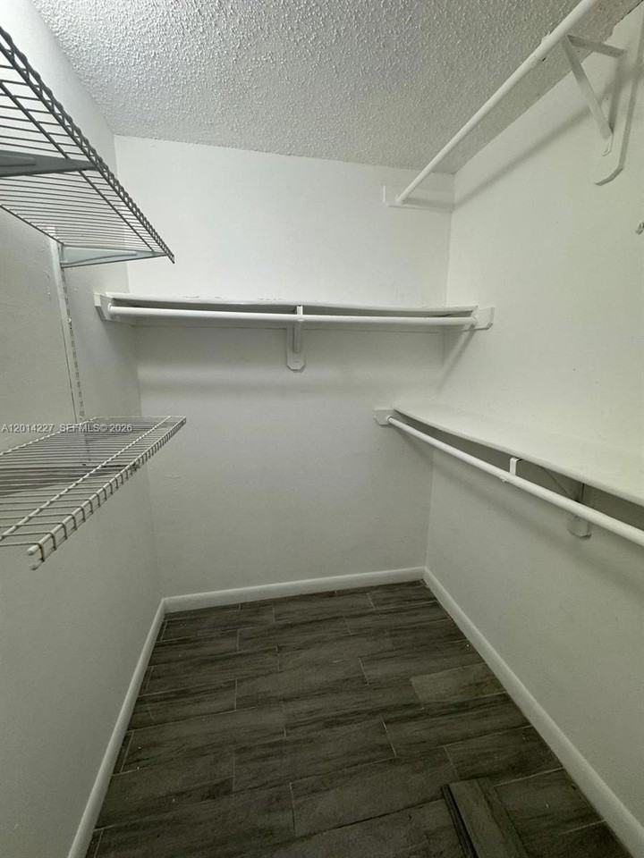 7010 Nw 186th St #5-102A - Photo 4 of 12