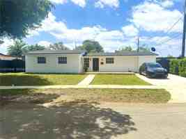 featured image of 8320 Nw 180th St