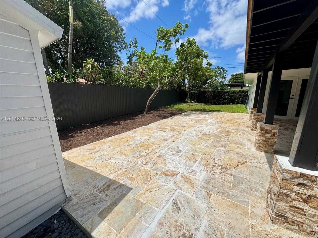 8320 Nw 180th St - Photo 2 of 8